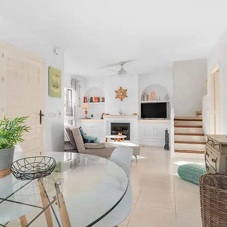 Casa Reina Arriba Cabo Roig *